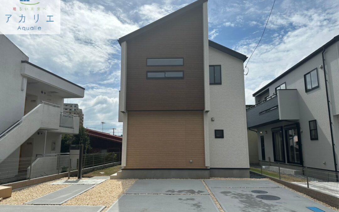 ６/３０価格改定！残り３棟となりました！【ご成約の方に商品券やオプション特典あり♪】◆日当たり良好♪■ＬＤＫ１６帖以上■嬉しい食器洗い乾燥機付きのシステムキッチン■駐車スペース２台可《沼津市南本郷町　新築分譲住宅全８棟販売》