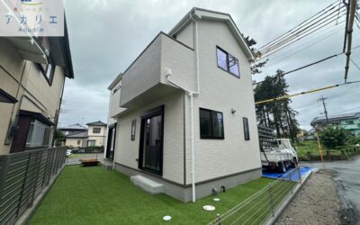 ７／１５新着！【ご成約の方に商品券やオプション特典あり♪】◆小学校まで徒歩８分！■１階はＬＤＫ１６帖以上＋洋室５帖■豊富な収納■駐車スペース３台可能《裾野市稲荷２期　新築分譲住宅全１棟販売》
