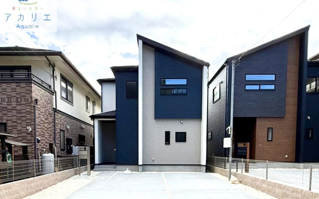 １２／２価格改定！ラスト１棟！建物完成間近【ご成約の方に商品券やオプション特典あり♪】■１階はＬＤＫ１７帖＋４．５帖和室■豊富な収納■駐車スペース４台可能《御殿場市川島田　新築分譲住宅全２棟販売》