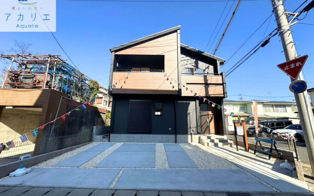 １２／１写真更新！建物完成しました【ご成約の方に商品券やオプション特典あり♪】■ＬＤＫ１７帖以上■玄関がスッキリ片付く広めの土間収納■駐車スペース２台可能《清水町長沢　新築分譲住宅全１棟販売》