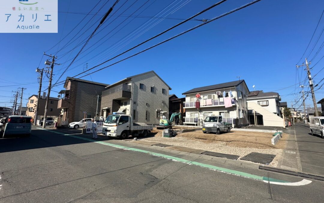 ◆「三島田町」駅まで徒歩７分！【ご成約の方に商品券やオプション特典あり♪】■ＬＤＫ１８帖以上■ＷＩＣなど豊富な収納■駐車スペース２台可《三島市東本町一丁目６９３番　新築分譲住宅全２棟販売》